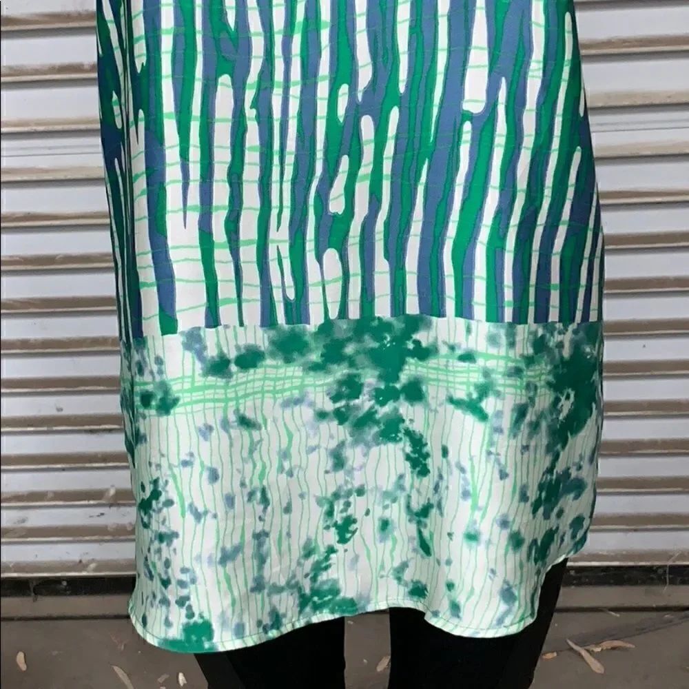 🛍️Collective Concepts lace t back top - Picture 7 of 8